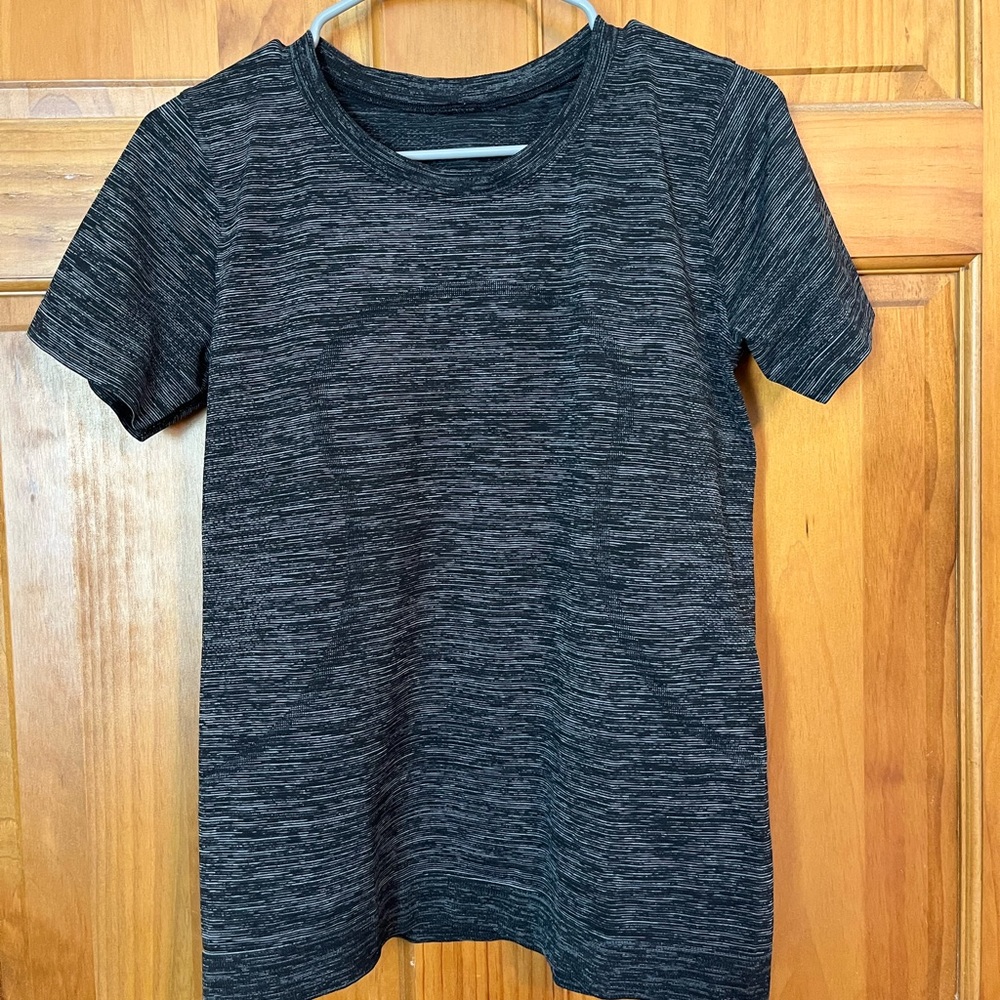 Lululemon Swiftly Relaxed Fit Shirt